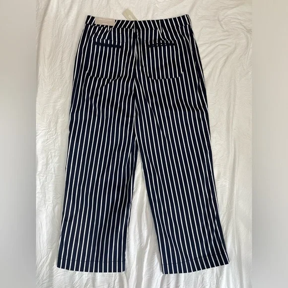 Chico’s navy and white stripes cotton wide leg crop stretch pants women’s size 6 - Picture 6 of 17